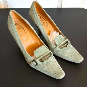 💞TODS SOFT MINT GREEN SUEDE PUMP💞